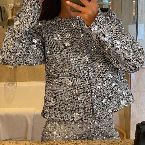 Silver Elegant Women's Long Sleeve Jacket - Picture 3 of 6